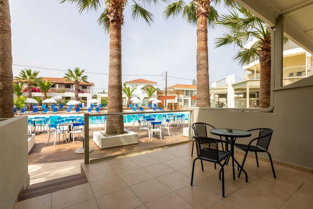 Arkadianos Aparthotel Agios Sostis  Esterno foto