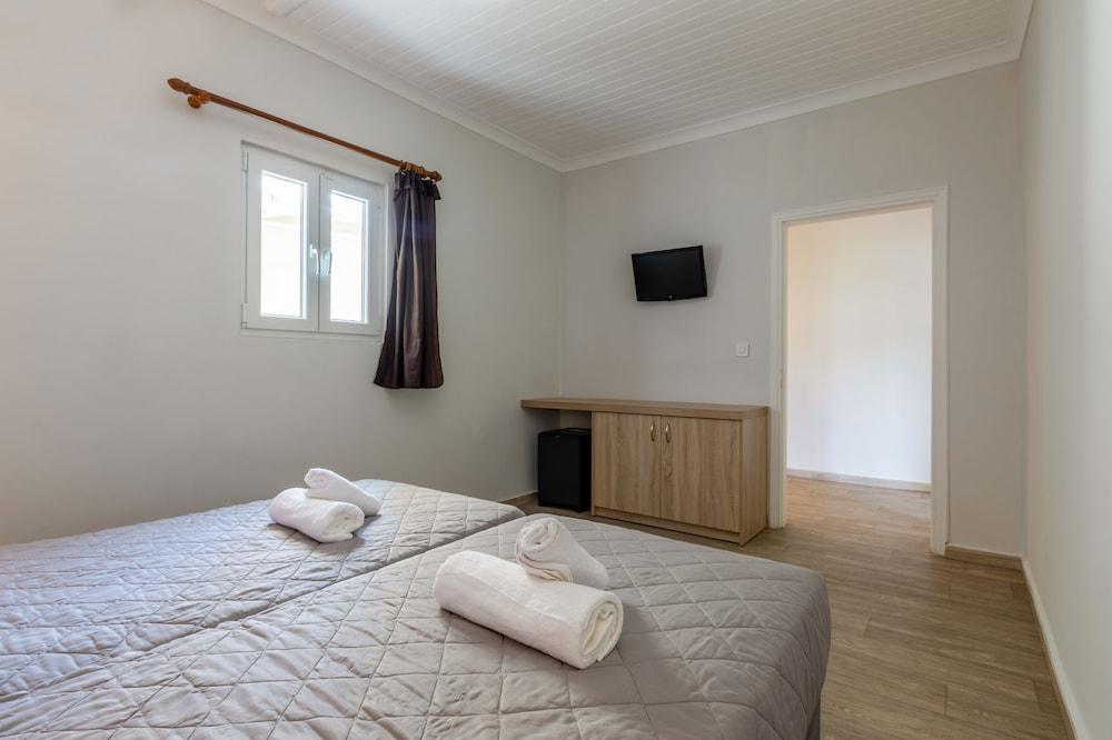Arkadianos Aparthotel Agios Sostis  Esterno foto