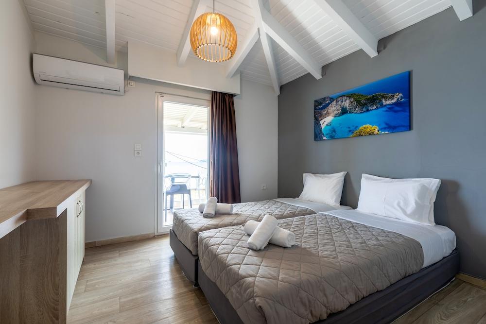 Arkadianos Aparthotel Agios Sostis  Esterno foto