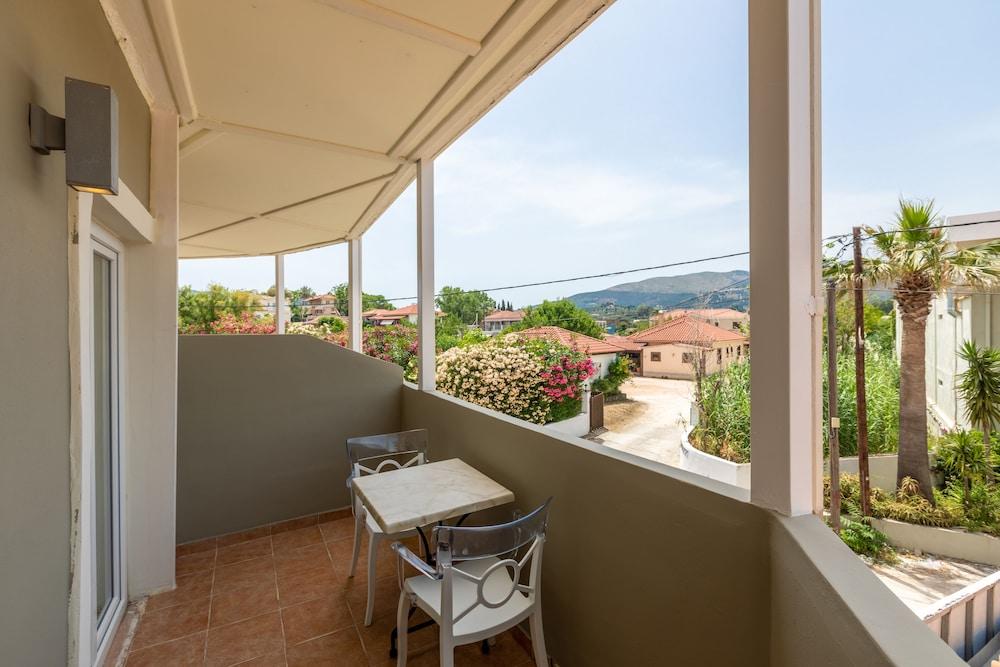 Arkadianos Aparthotel Agios Sostis  Esterno foto