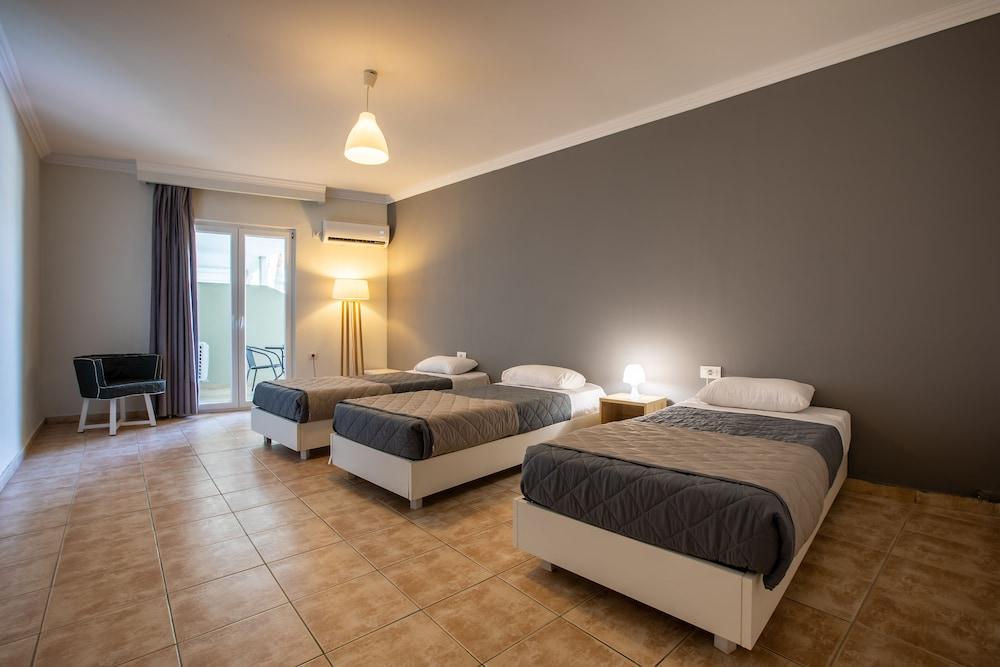 Arkadianos Aparthotel Agios Sostis  Esterno foto