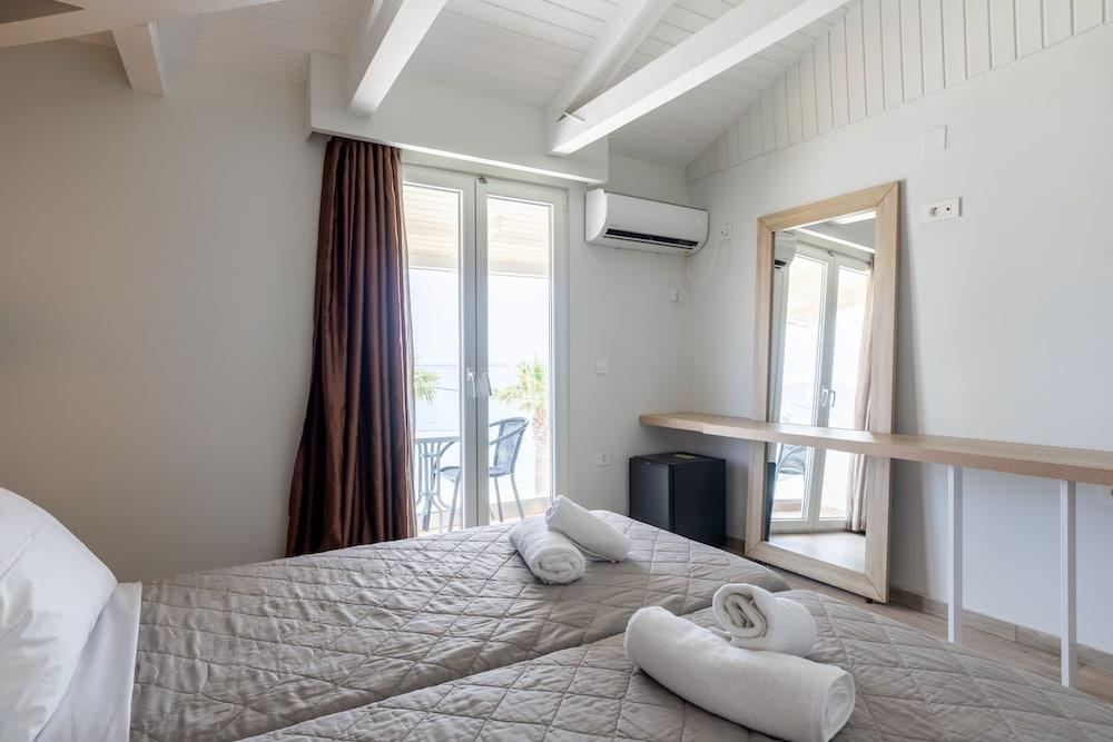 Arkadianos Aparthotel Agios Sostis  Esterno foto