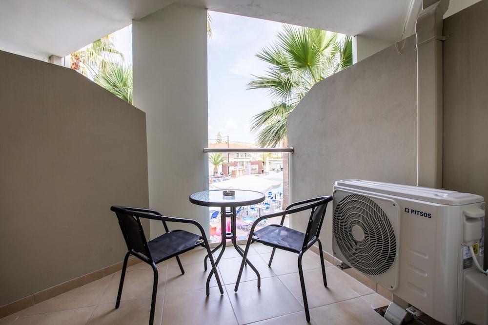 Arkadianos Aparthotel Agios Sostis  Esterno foto