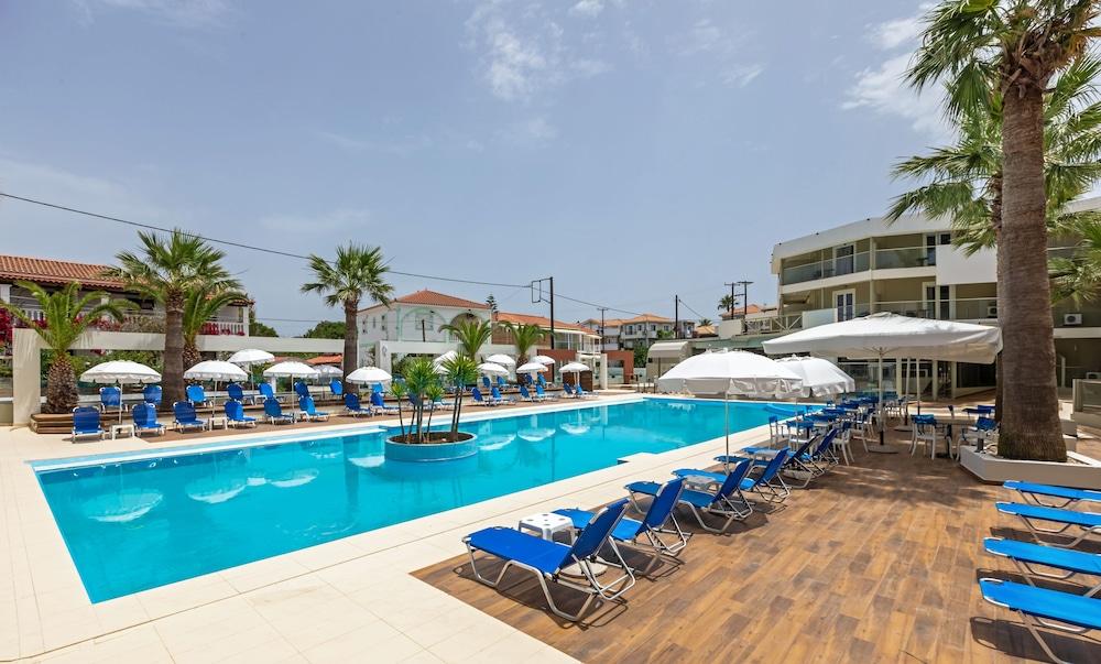 Arkadianos Aparthotel Agios Sostis  Esterno foto