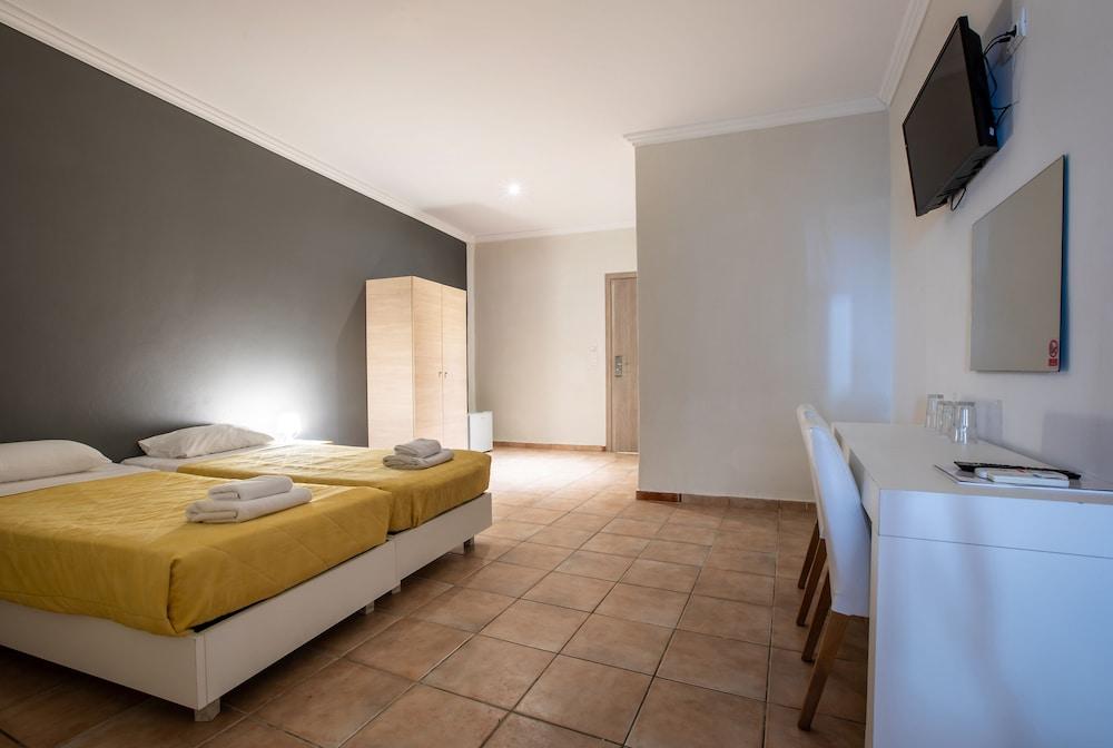 Arkadianos Aparthotel Agios Sostis  Esterno foto