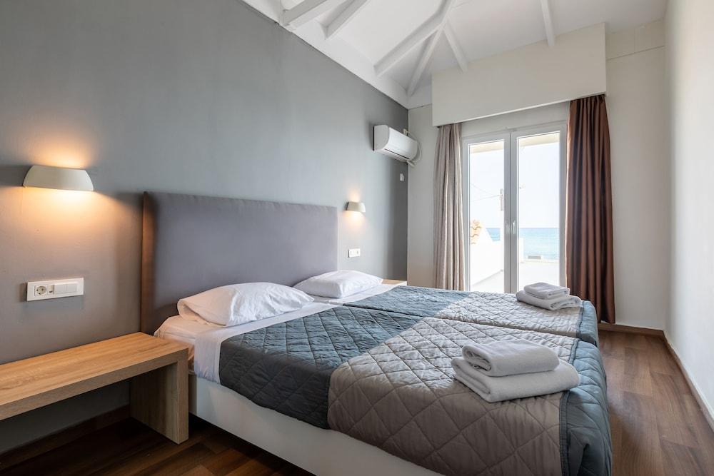 Arkadianos Aparthotel Agios Sostis  Esterno foto